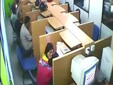 Gadis ABG Cantik Ciuman Pasrah Digenjot Warnet